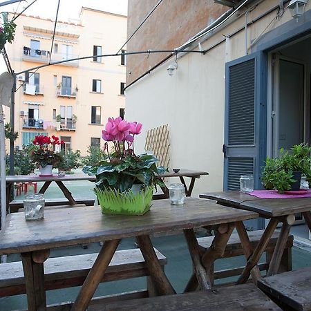 B&B Anna'S Family Terrace Napoli Ngoại thất bức ảnh