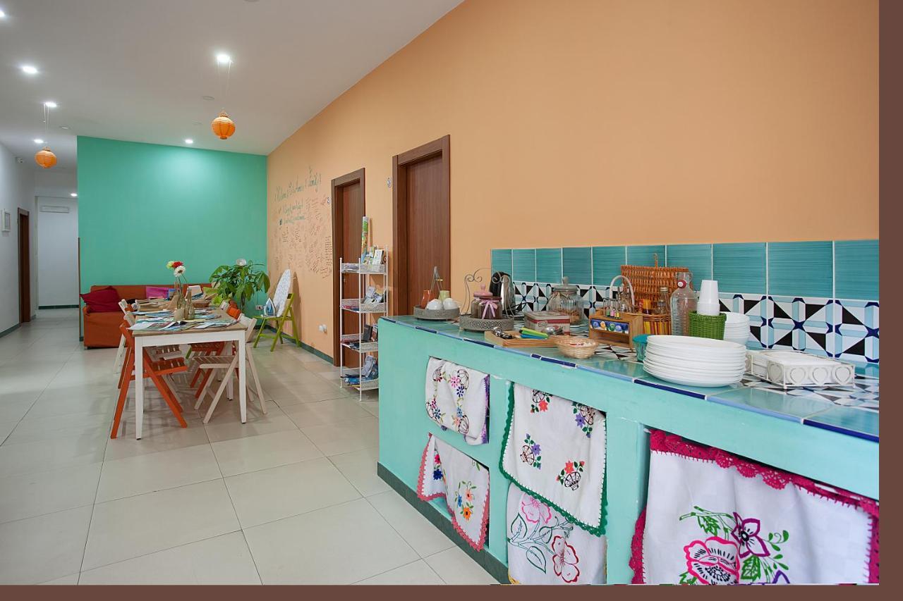 B&B Anna'S Family Terrace Napoli Ngoại thất bức ảnh