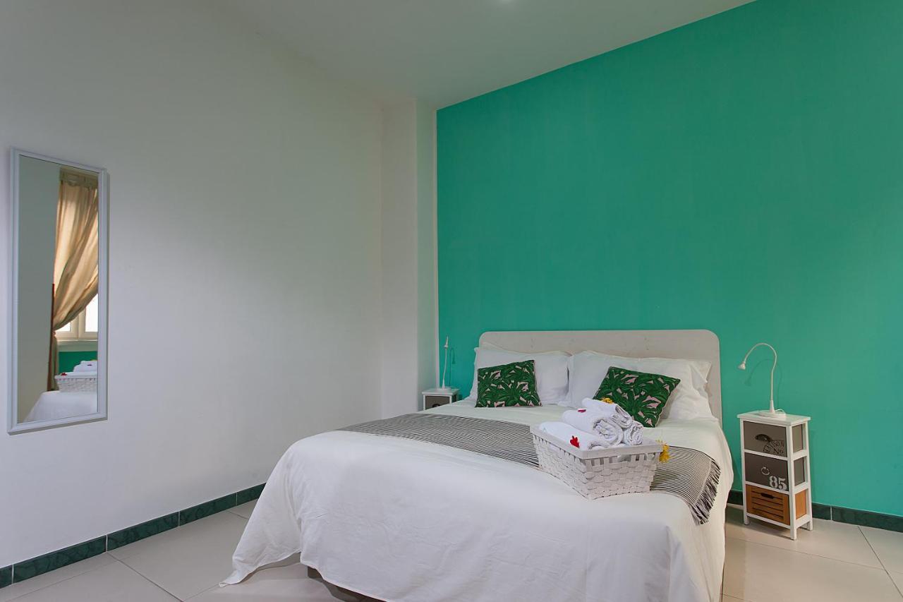 B&B Anna'S Family Terrace Napoli Ngoại thất bức ảnh